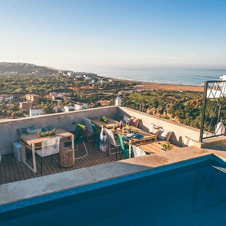 The Yogi Surfer Hotel Taghazout Bagian luar foto