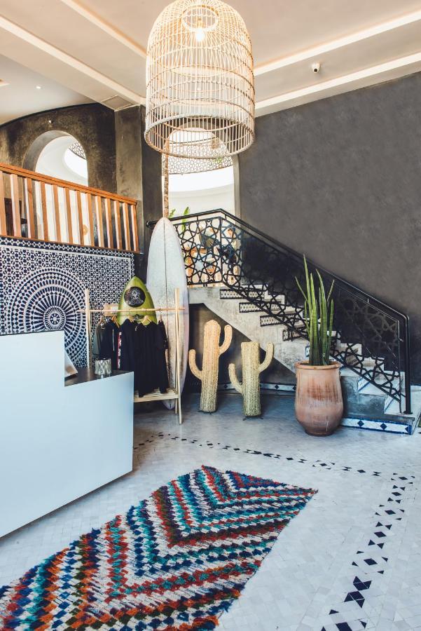 The Yogi Surfer Hotel Taghazout Bagian luar foto