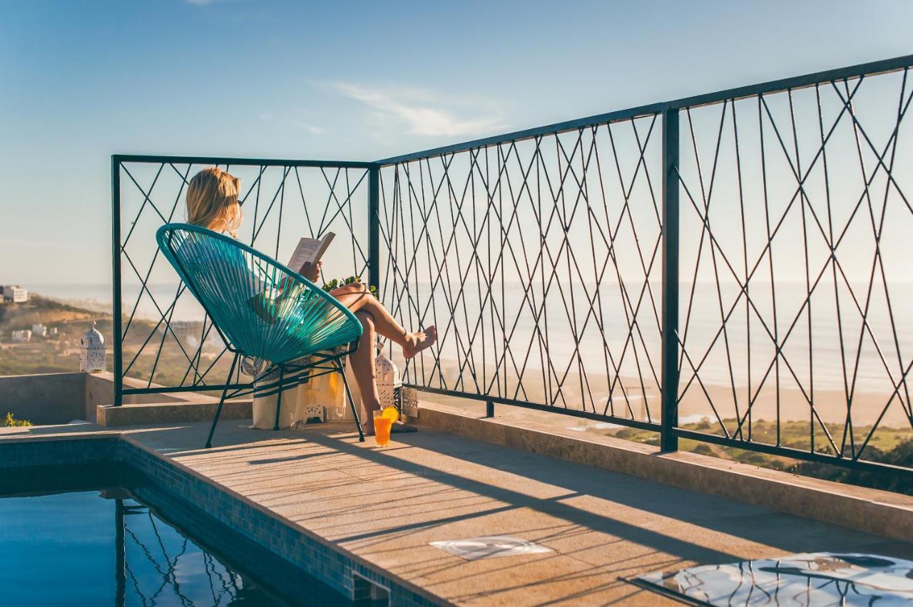 The Yogi Surfer Hotel Taghazout Bagian luar foto