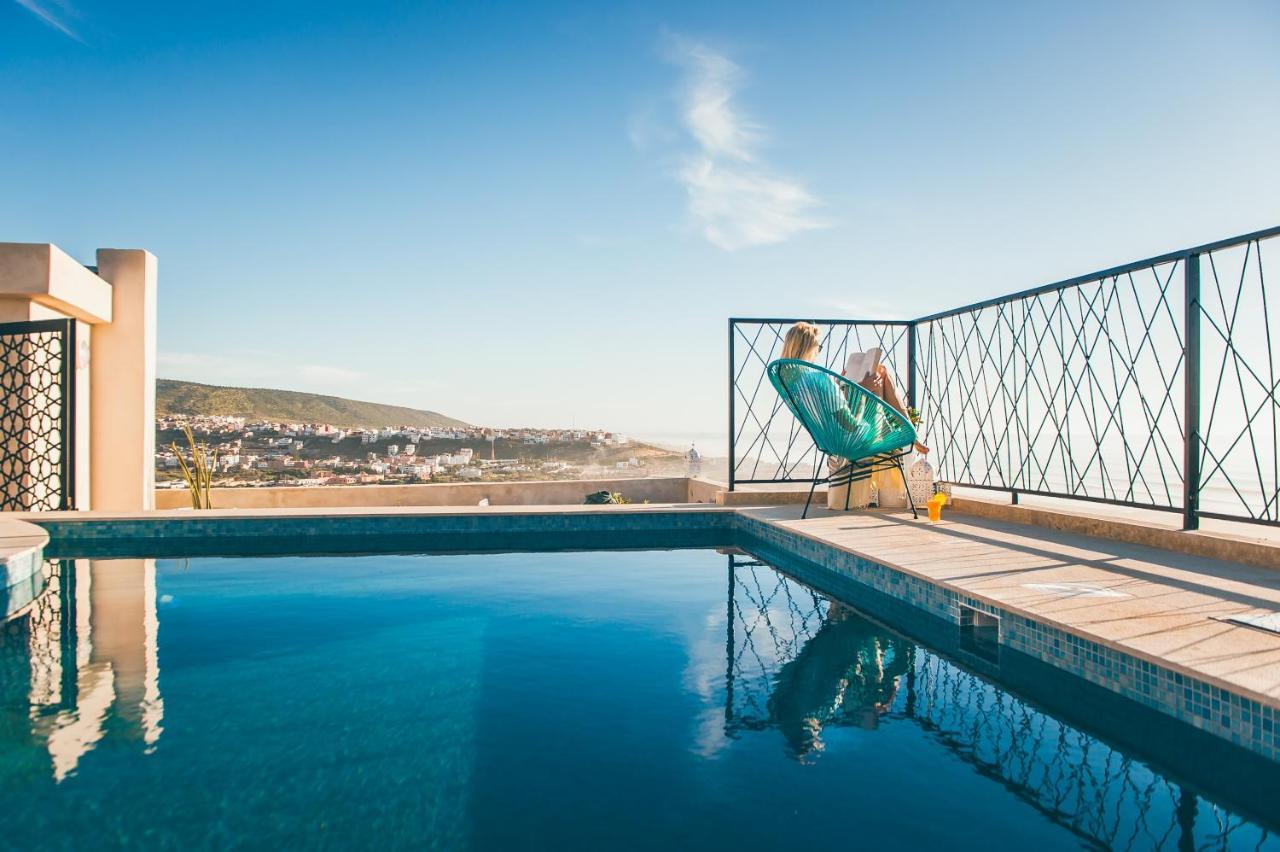 The Yogi Surfer Hotel Taghazout Bagian luar foto